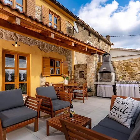 Stone House Heritage Filumena Apartment *