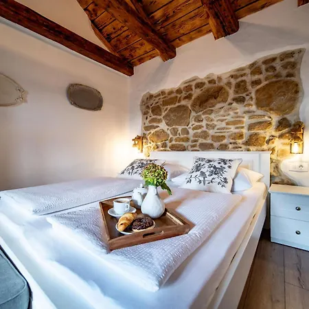 Apartment Stone House Heritage Filumena *