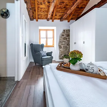 Stone House Heritage Filumena