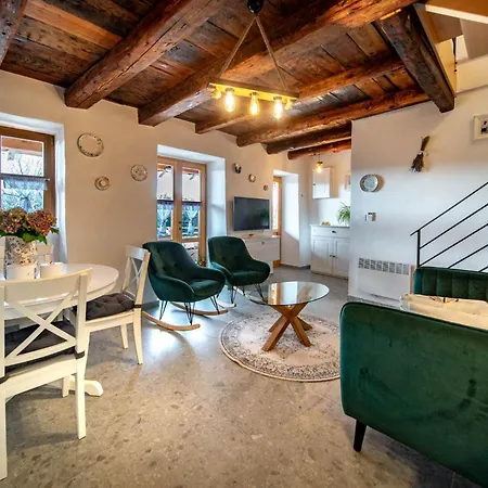 House Filumena Lopar